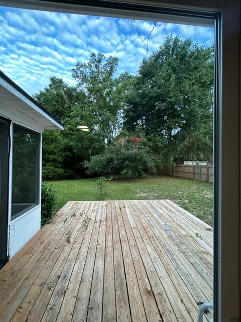 Building Photo - 522 Meritta Ave