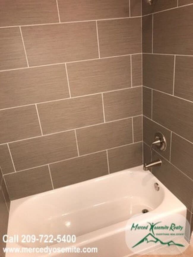 Building Photo - $100 discount for 2 year lease! Appointmen...