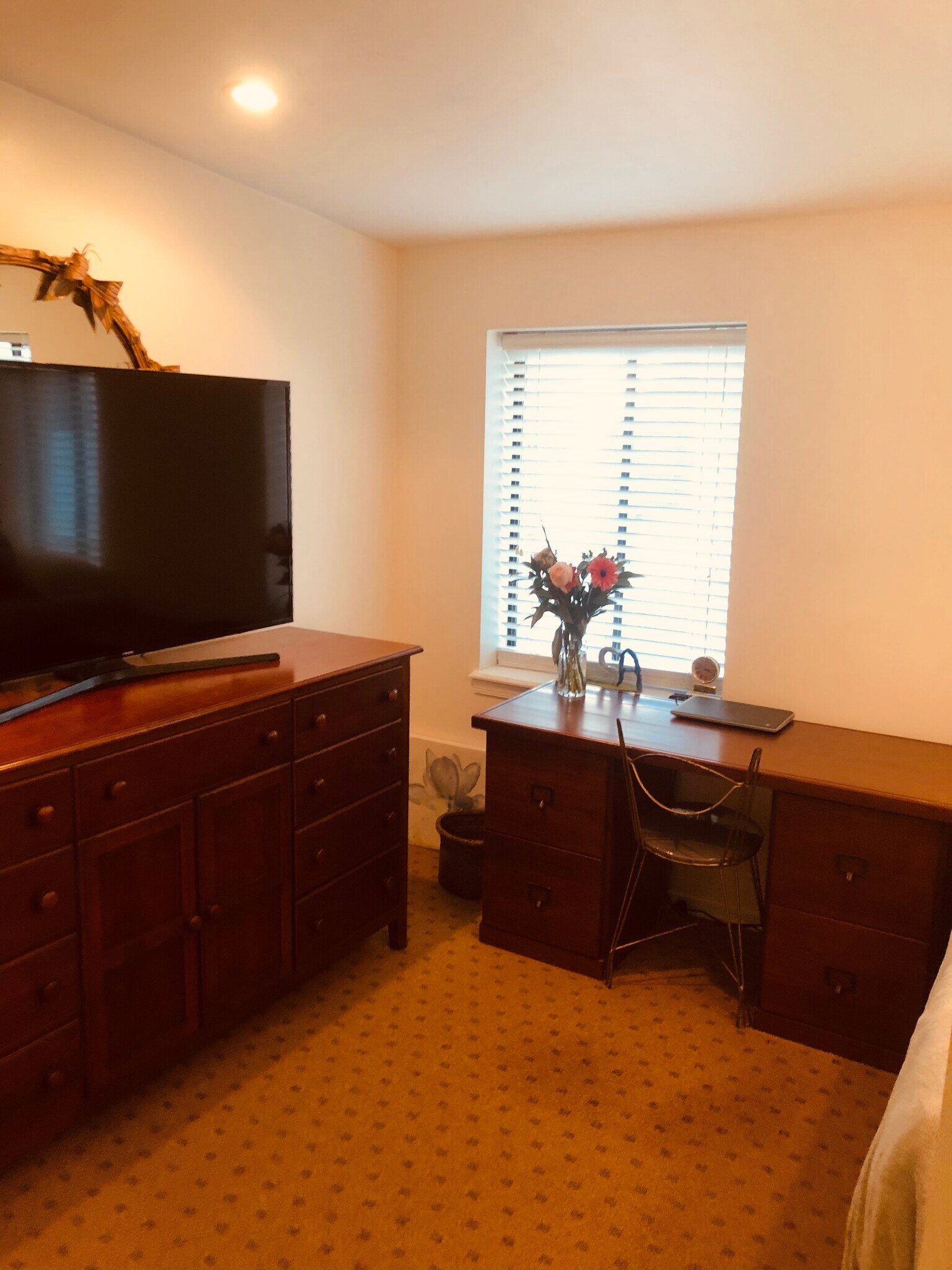 2nd bedroom - 330 Pemberton St
