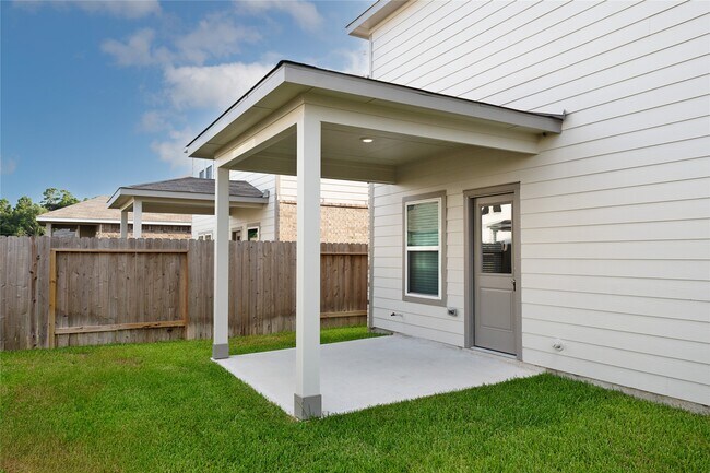Building Photo - 211 Brazen Forest Trl