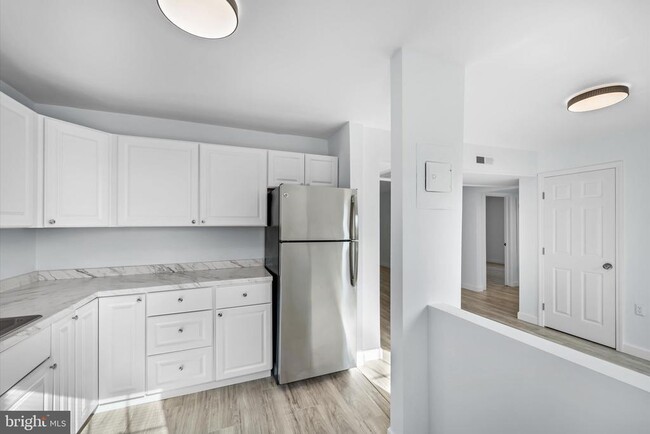 Building Photo - 1403 Belle View Blvd