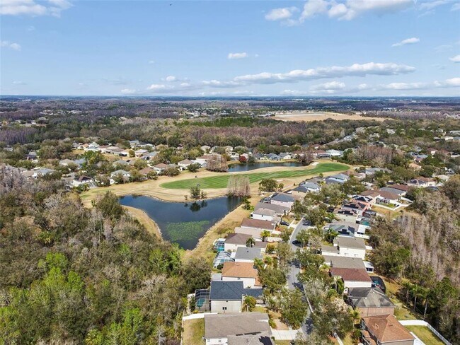 Building Photo - 18154 Sandy Pointe Dr