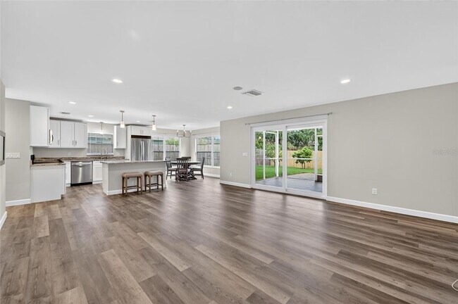 Building Photo - 1472 Byram Dr