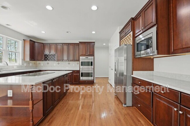 Building Photo - 11402 Chivalry Chase Ln