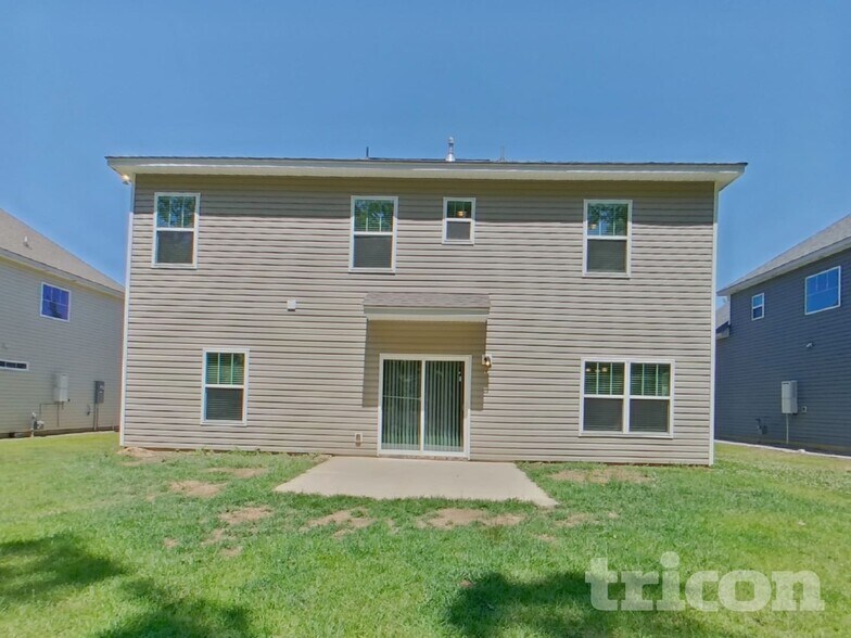 Building Photo - 563 Roseridge Dr