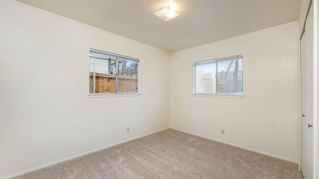 Building Photo - 4710 Casa Bello St