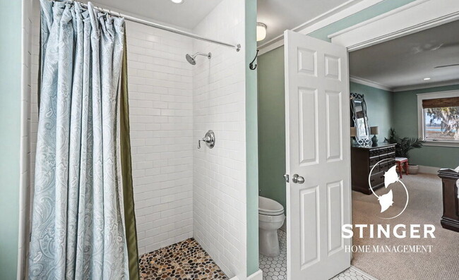 Building Photo - 73 Sunset Blvd