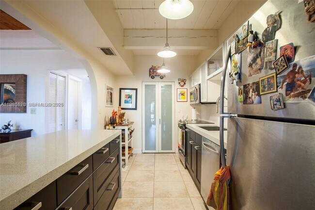 Building Photo - 10449 SW 78th St