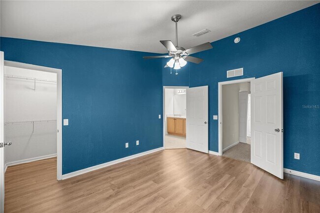 Building Photo - 4415 SW 52nd Cir