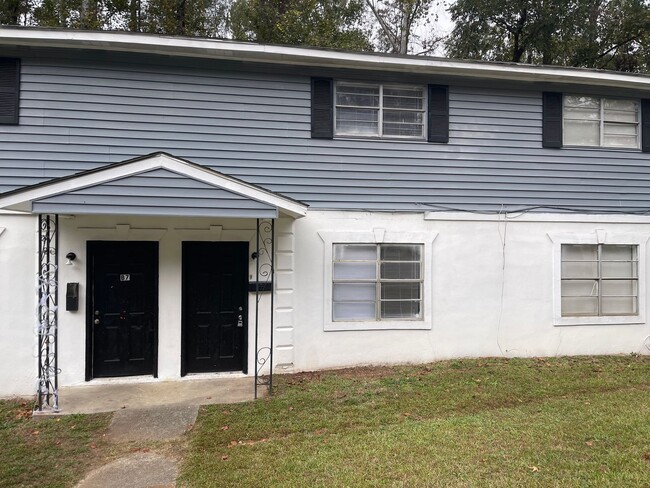 Building Photo - Trinity Creek Townhomes