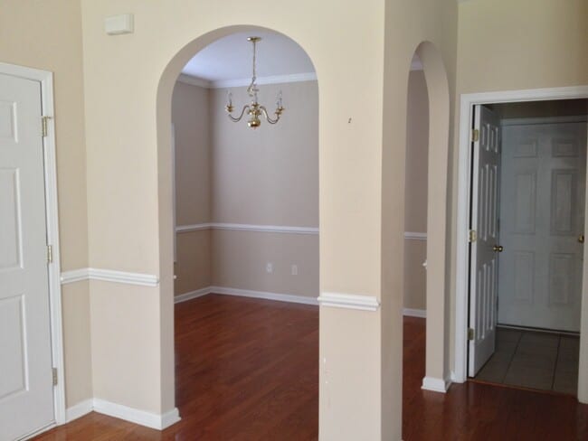 Building Photo - 404 Black Smith Ln