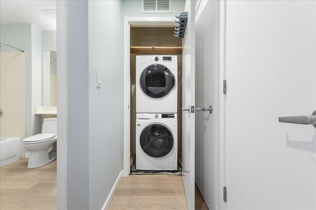 Building Photo - 2939 Glascock St