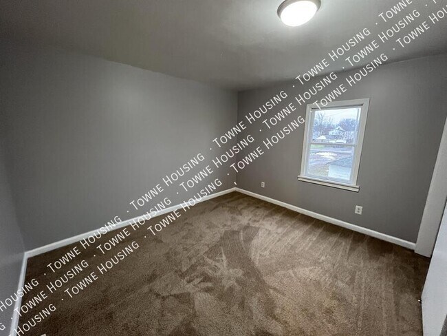 Building Photo - 340 Park Ave