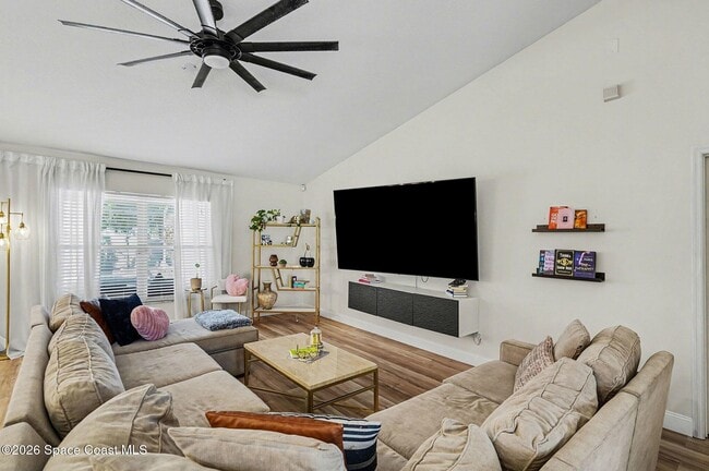 Building Photo - 4166 San Ysidro Way