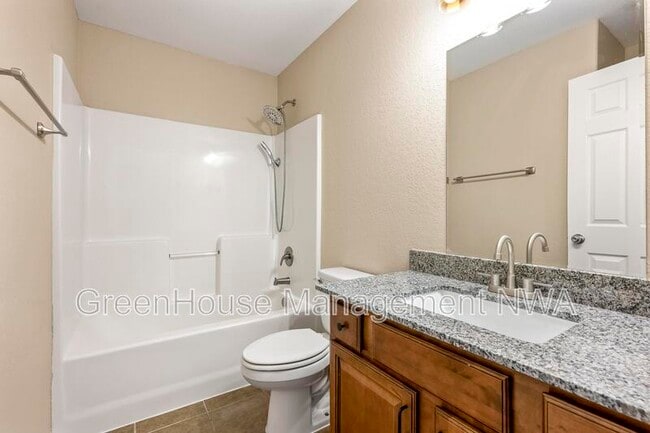 Building Photo - 2705 SW Greensprings Rd