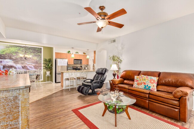 Building Photo - 10136 E Southern Ave