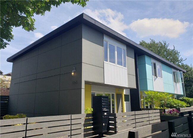 Building Photo - 1605 South Main St