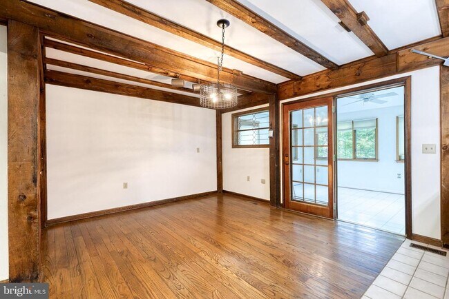 Building Photo - 12610 Timber Grove Rd