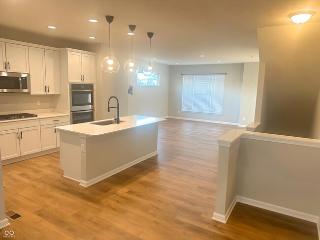 Building Photo - 2934 W New York St