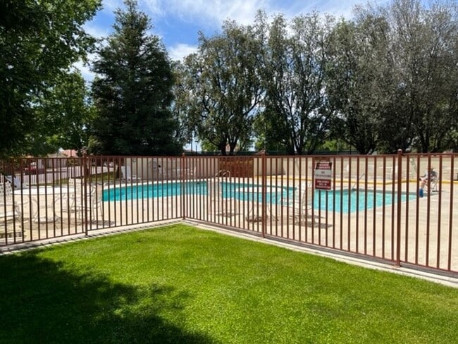 Building Photo - 8113 Wimbley Way