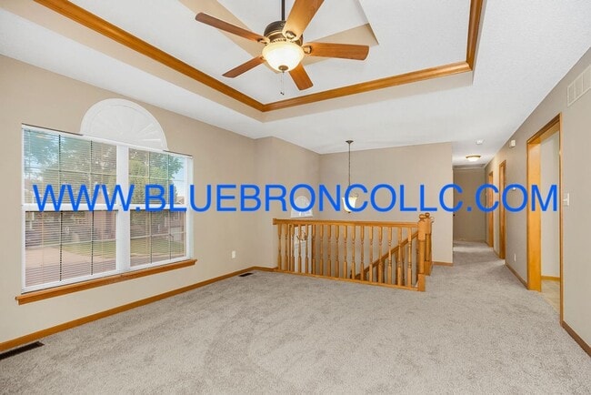 Building Photo - Check out this spacious home with thoughtf...