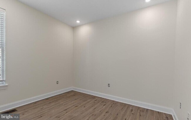 Building Photo - 509 Gorgas Ln