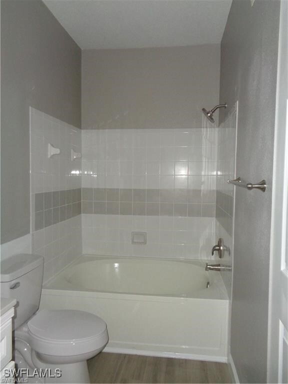 Building Photo - 11511 Villa Grand