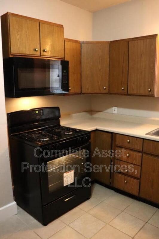 Building Photo - 308 Harrison St