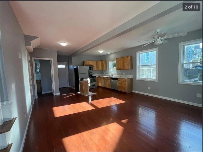 Building Photo - 11 Avon Pl