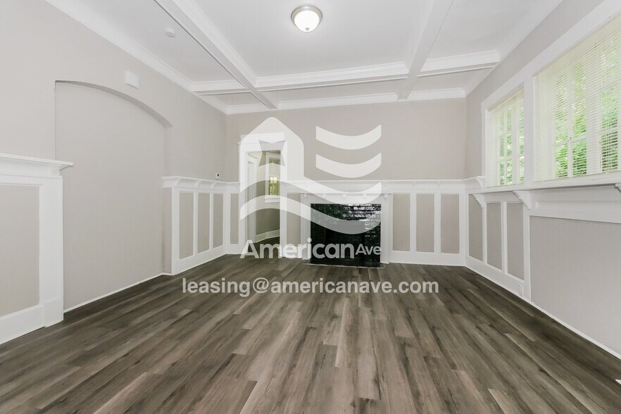 Building Photo - 2529 English Ave