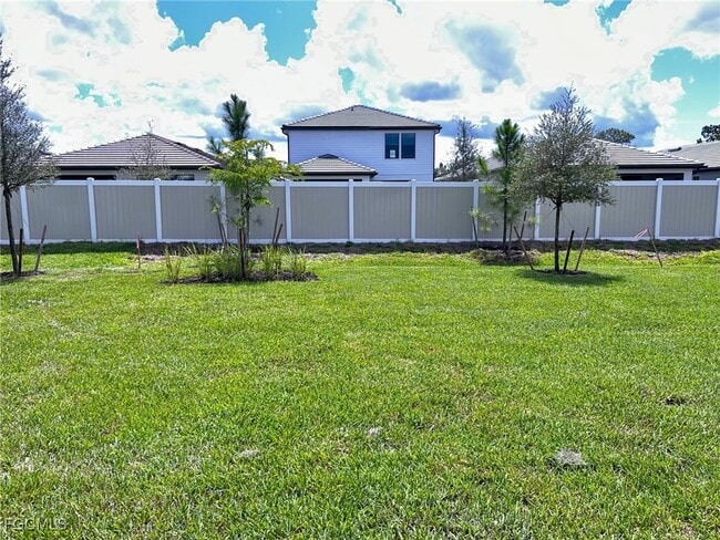 Building Photo - 24869 Surf Hvn Ln