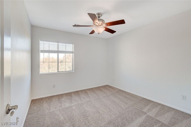 Building Photo - 11215 Dahlia Grove St