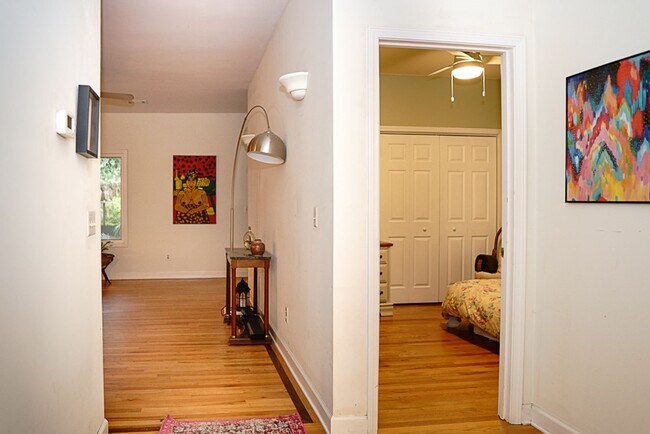 Building Photo - Amazing sunsets at this waterfront home