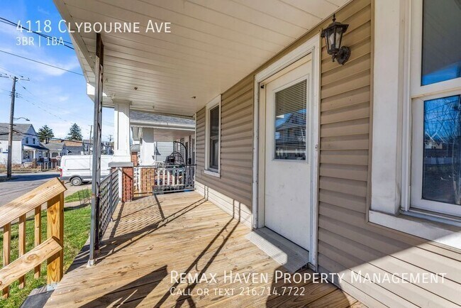 Building Photo - 4118 Clybourne Ave