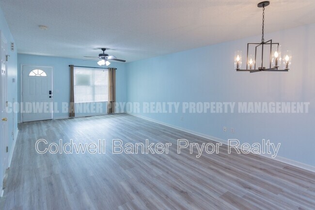 Building Photo - 1244 N Concord Rd