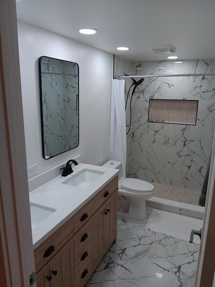 Building Photo - 3052 30th Ct