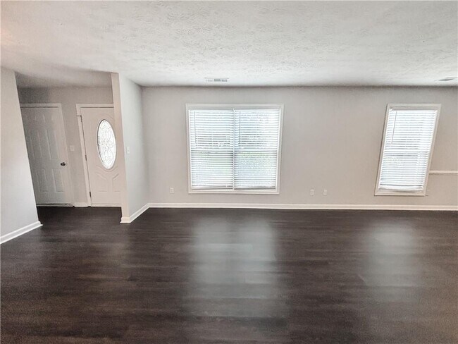 Building Photo - 1552 Blackwell Rd