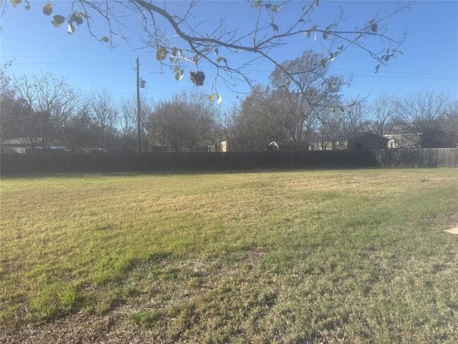 Building Photo - 14408 Charles Dickens Dr