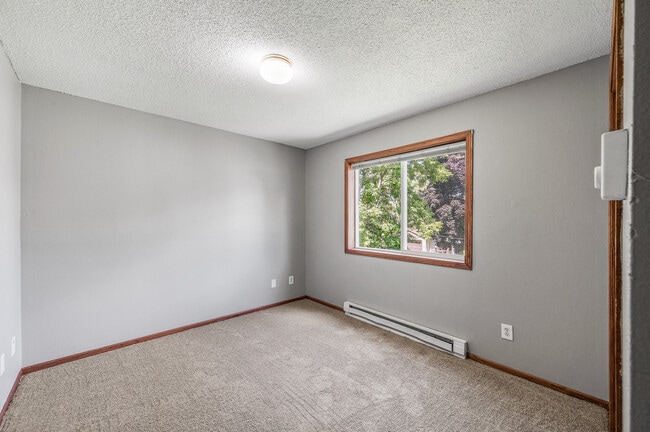 Building Photo - 306 N 23rd Ave