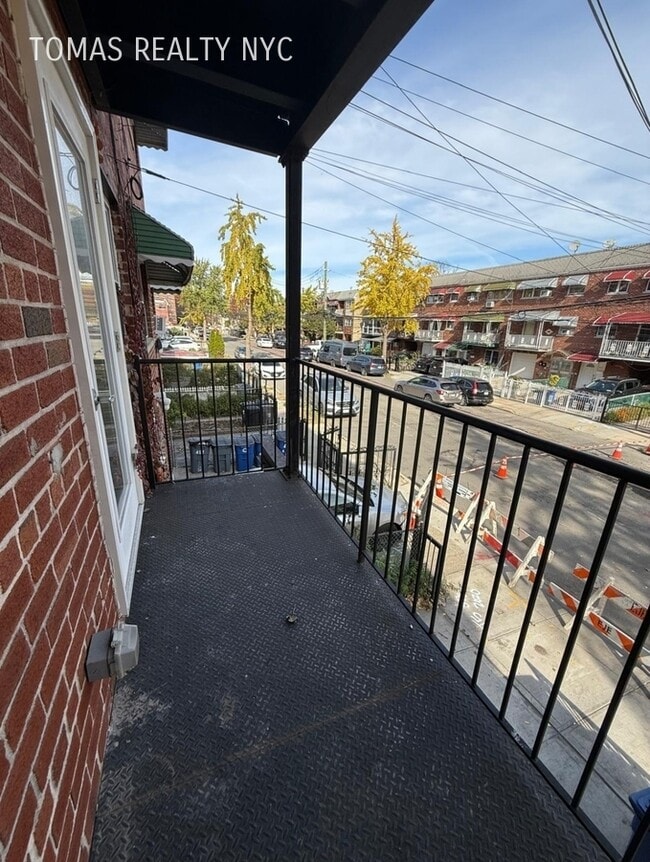 Building Photo - 459 Commonwealth Ave