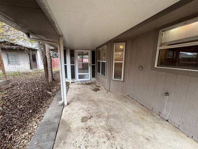 Building Photo - 3303 Trey Ln