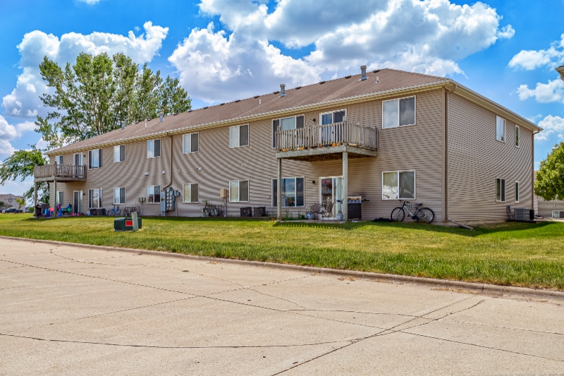 Building Photo - 1507 Prairie Dr