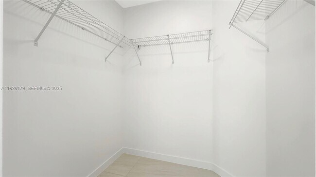 Building Photo - 600 Stanton Dr