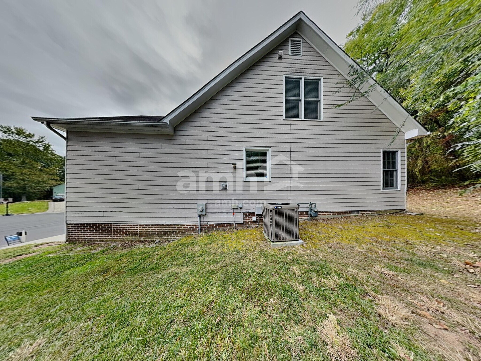 Building Photo - 4805 Adams Ridge Dr