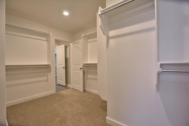 Building Photo - 1909 135th St