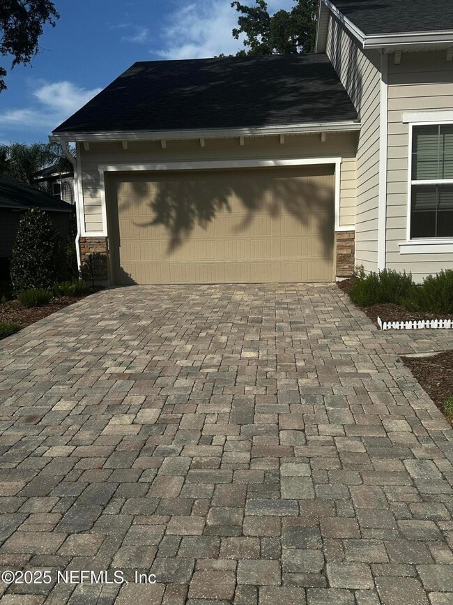 Building Photo - 8613 Homeplace Dr