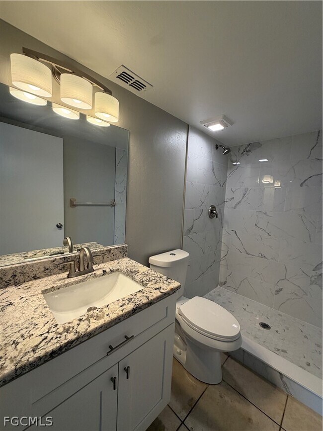 Building Photo - 1248 SE 7th St