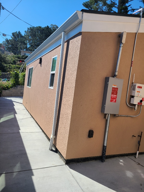 Building Photo - 2661 Valleywood Dr