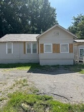 Building Photo - 3120 N Watkins St