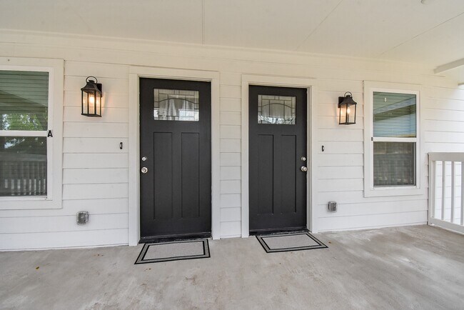 Building Photo - 2509 Terry St